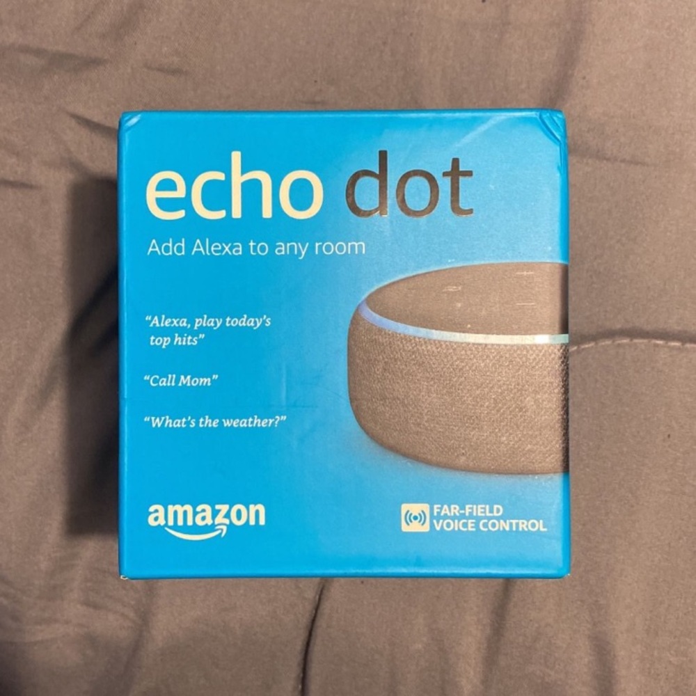 Echo Dot Alexa Brand New !